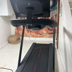 Peloton Tread