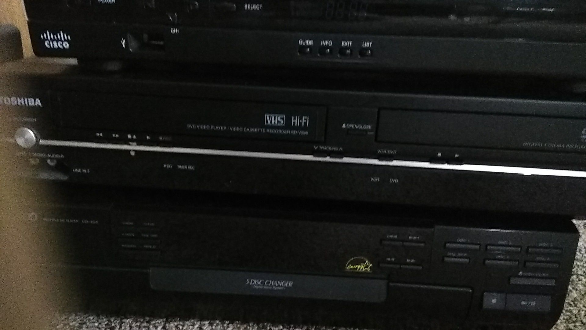 Kenwood 5 disc changer, Toshiba VHS/DVD, Cisco additional channels