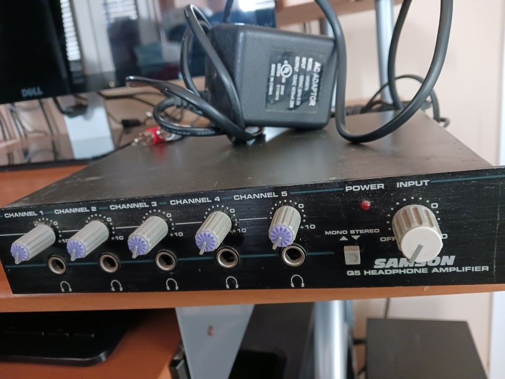 SAMSON Q5 Headphones Amplifier