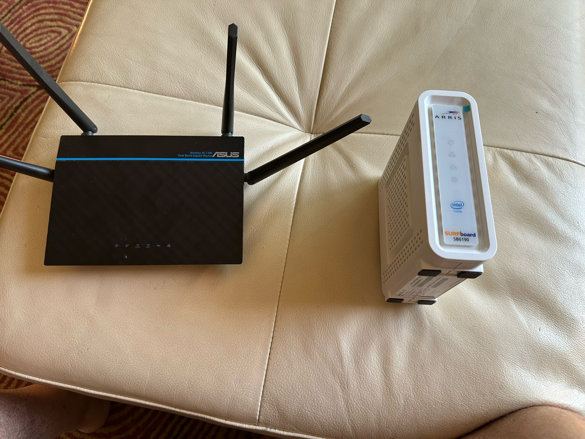 Wireless router And Cable Modem