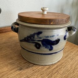 German Westerwald stoneware salt Glaze container