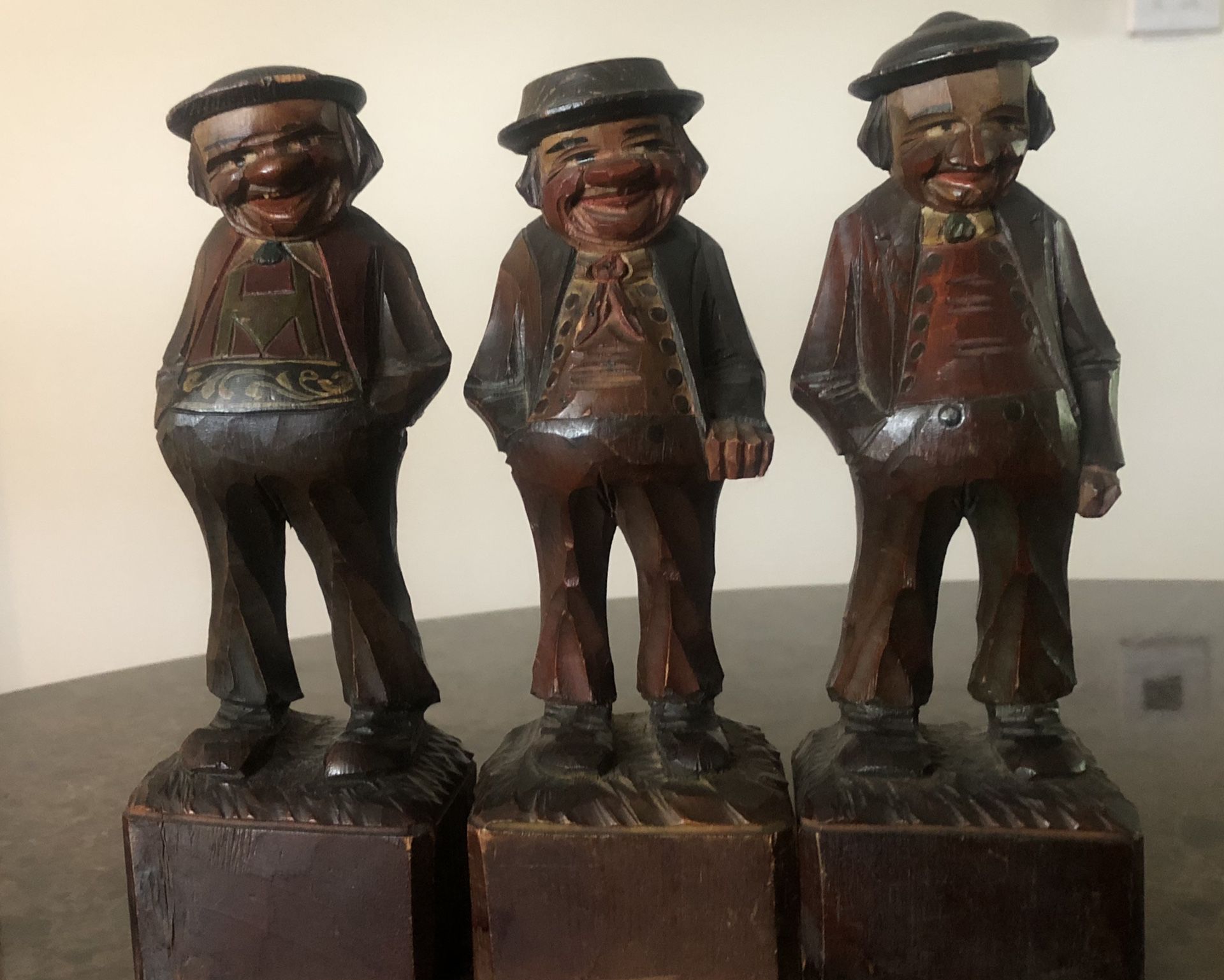 Wooden Lacquered Set Of 3 0ld Men Carvings