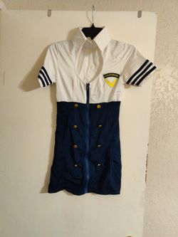 Costo me De Marin Tiene Su Gorra ,Corbata Y Guantes.$25 