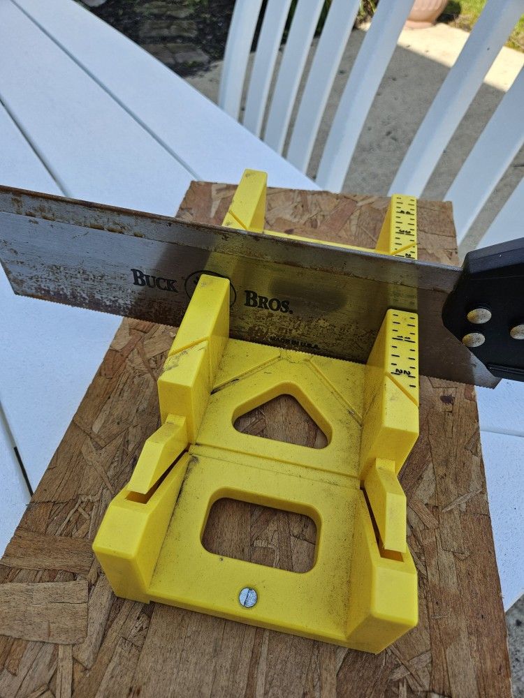 Mitre Saw, VGC. Make offer.