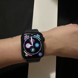 Apple Watch Series 8 45mm 