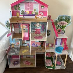 Kids Playhouse - Kid Kraft Dollhouse - 