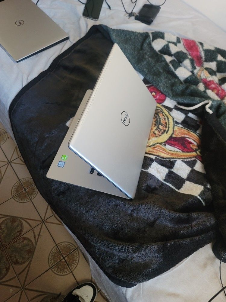 Dell Laptop: Core i7. Windows 11 V-24H2, Wi-Fi, Bluetooth. MS-office. M.2 Drive, WebCam.