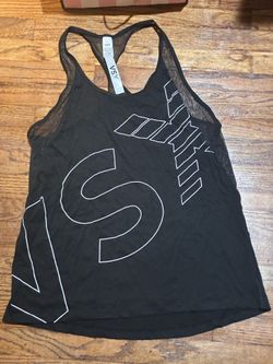 New With Tags Victoria Secret Workout Top 