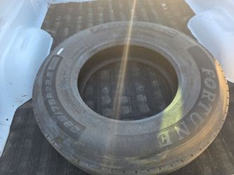Used Semi Truck Steer Tire