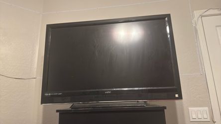 35 inch tv