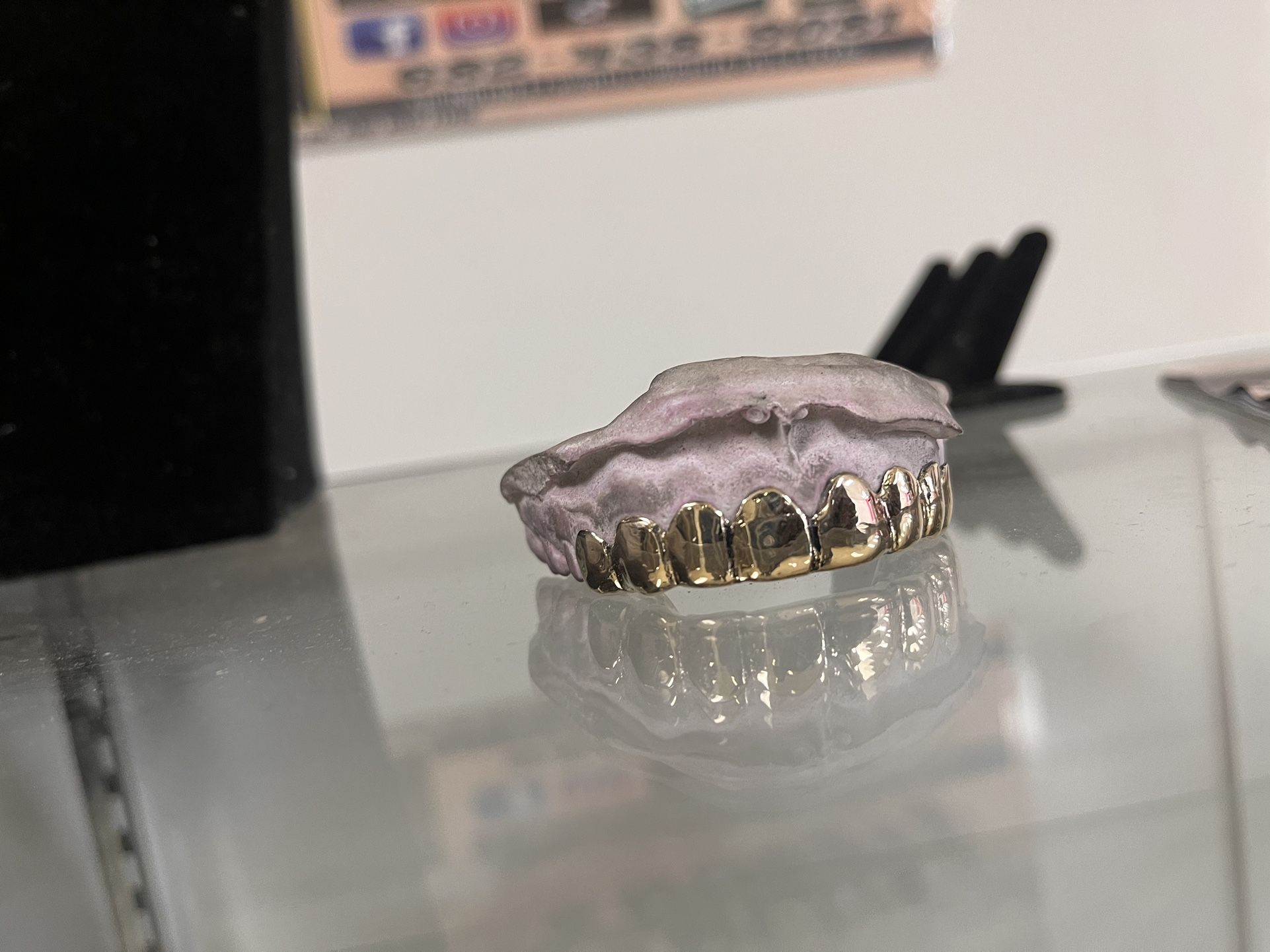 Flawless Grillz & Custom Jewelry