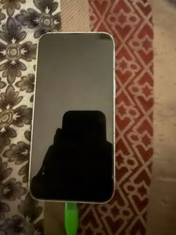 iPhone 16e