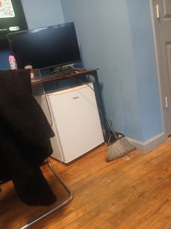 Mini fridge
