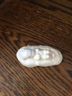 Infant Jesus White - Goebel Hummel #214 / A - TMK 2