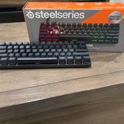 Apex Pro Mini steel series 