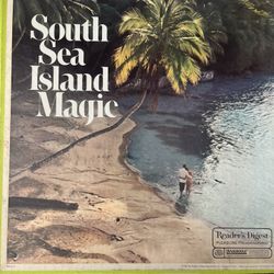 Vintage 78 record albums from the early 1900s