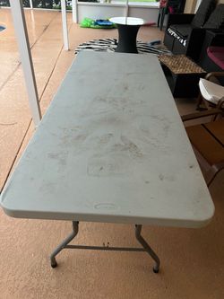Long table
