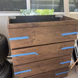 BROWN BATHROOM FLOATING VANITY SET (GREAT CONDITION) - FREE