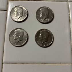 Best Offer.  1971, 19,72, 1973 And Bicentennial, Half Dollars Kennedy