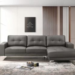 2-Piece Sectional Set
Left Facing Sofa, Right Facing Chaise Sectional Set-Anthracite

Color: Anthracite.     Bonito Seccional De  Piel  Nuevo En Caja 
