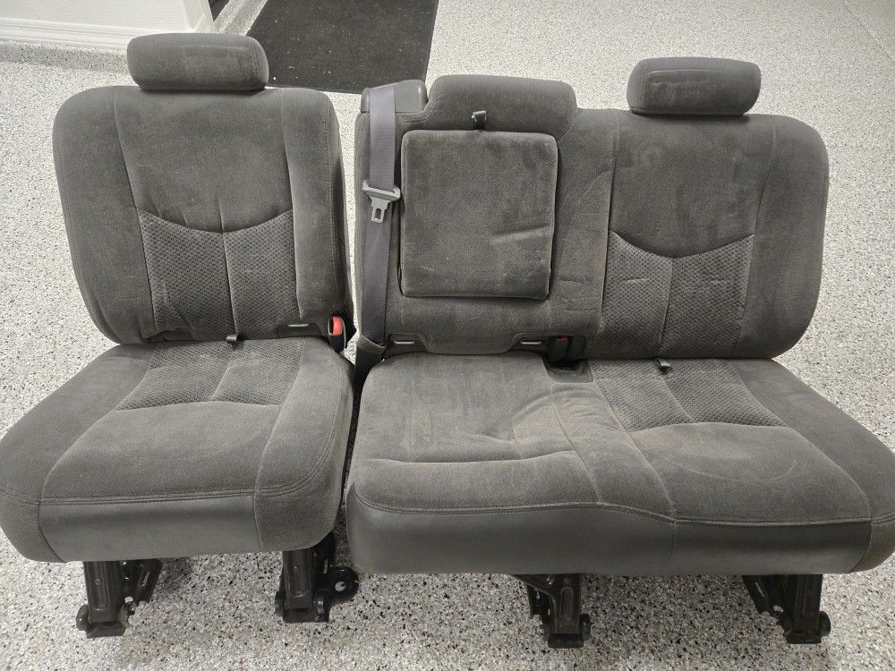 2007 Chevy Silverado Rear Seats