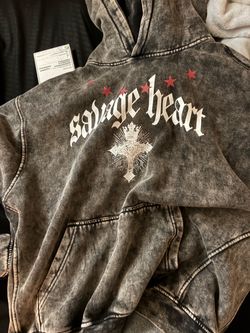 Savage heart hoddie