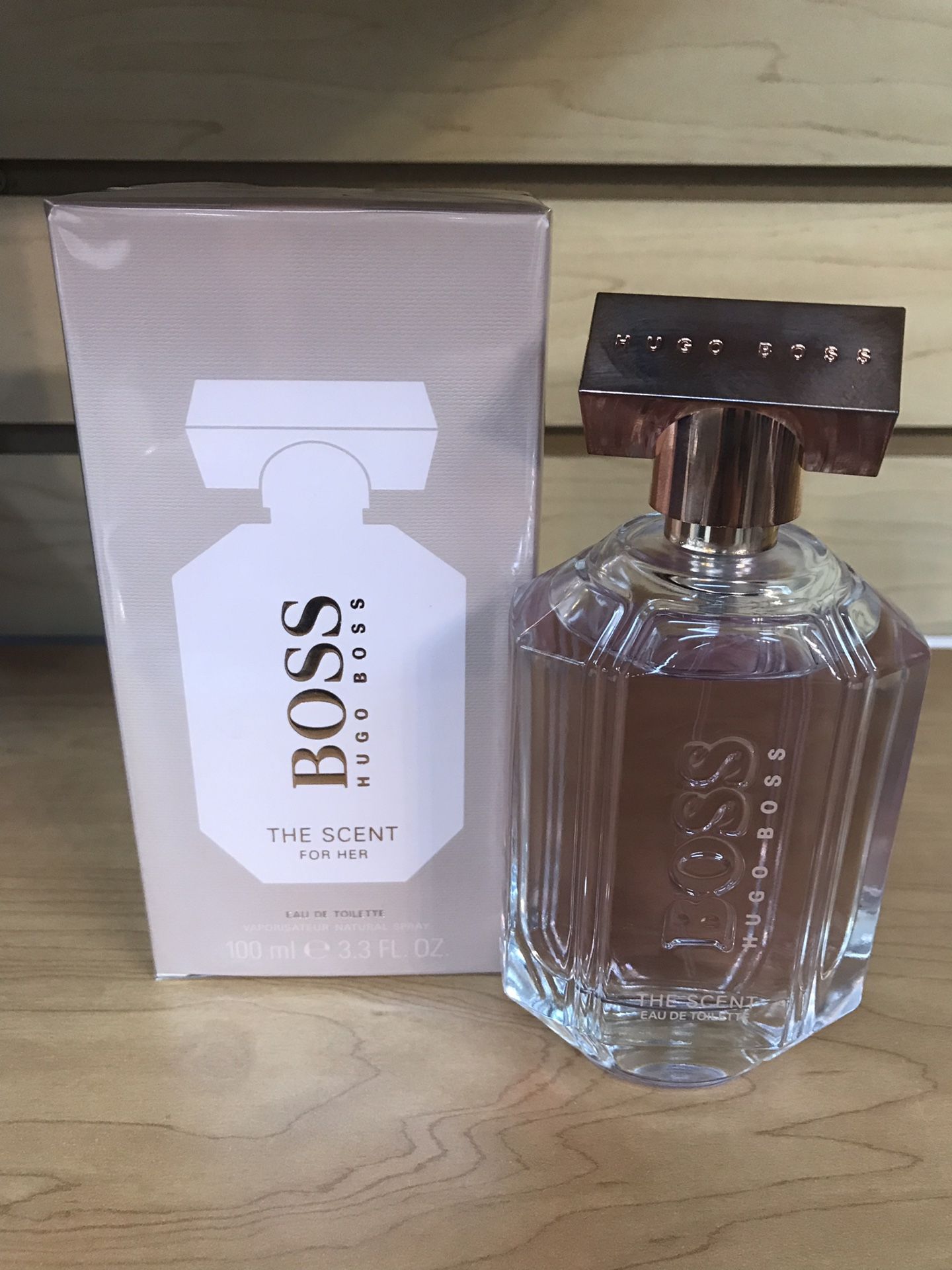 HUGO BOSS THE SCENT PERFUME FOR WOMEN ORIGINAL AND BRAND NEW IN THE BOX.