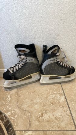 CCM Powerline 500 [Size 5] Ice Hockey Player Skates