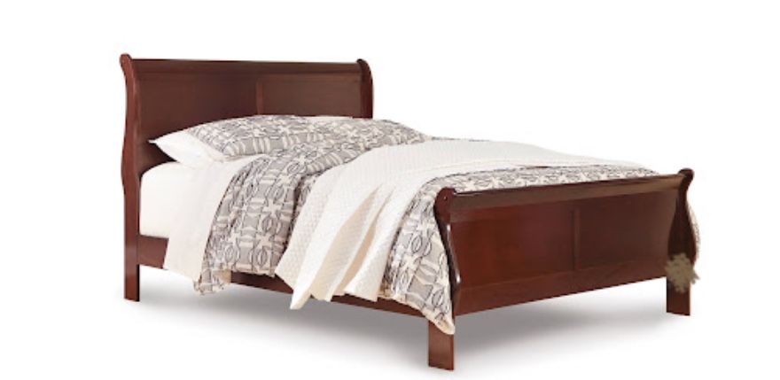 Ashley Alisdair Queen Sleigh Bed, Walnut Brown