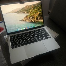 Macbook Air 13 Inch M2 8gb/256ssd