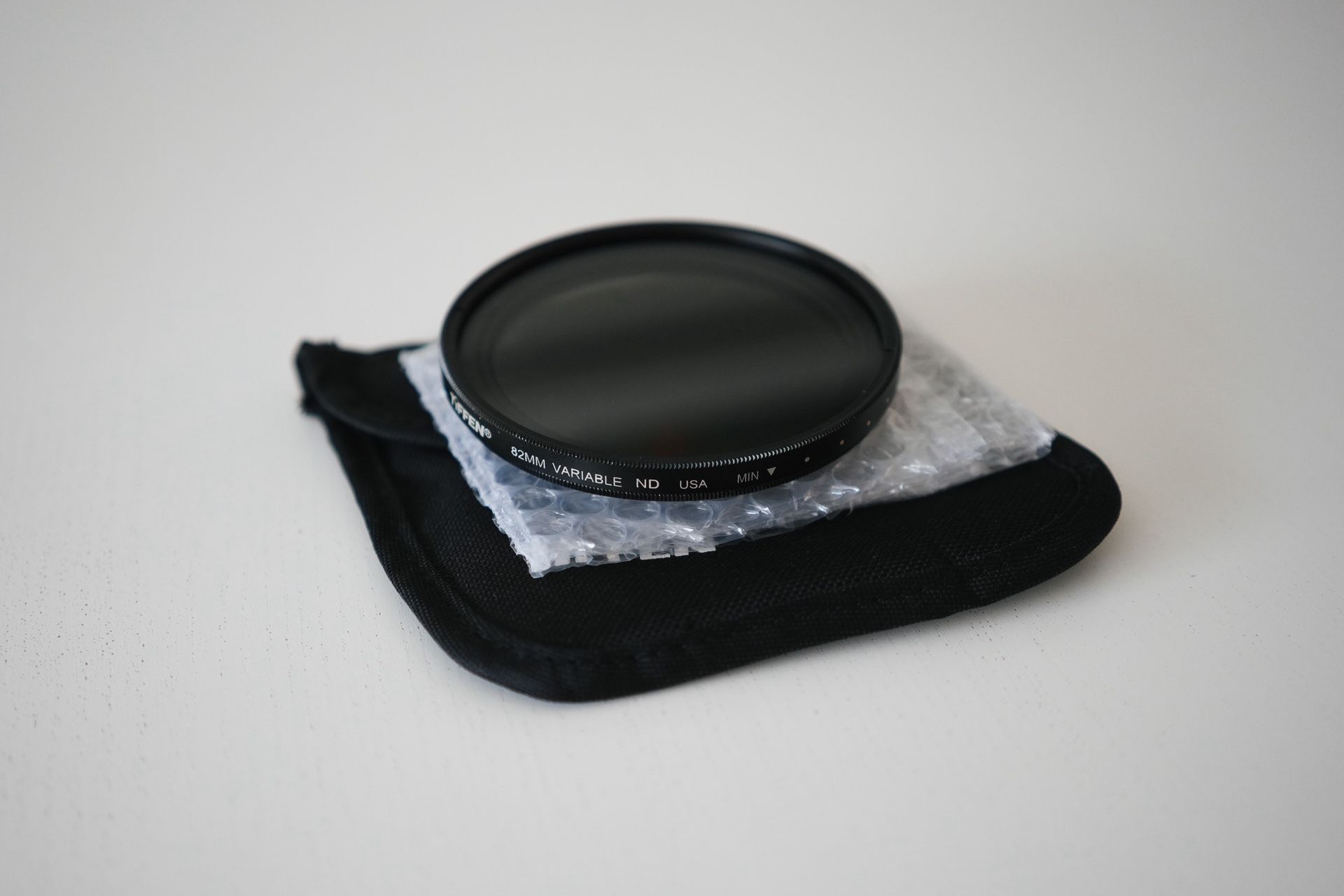 Tiffen 82mm Variable ND Filter w/ Pouch - VND