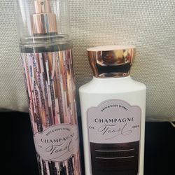 Champagne Toast Set $18