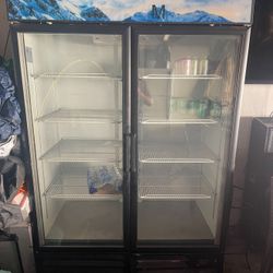 Commercial Refrigerator 