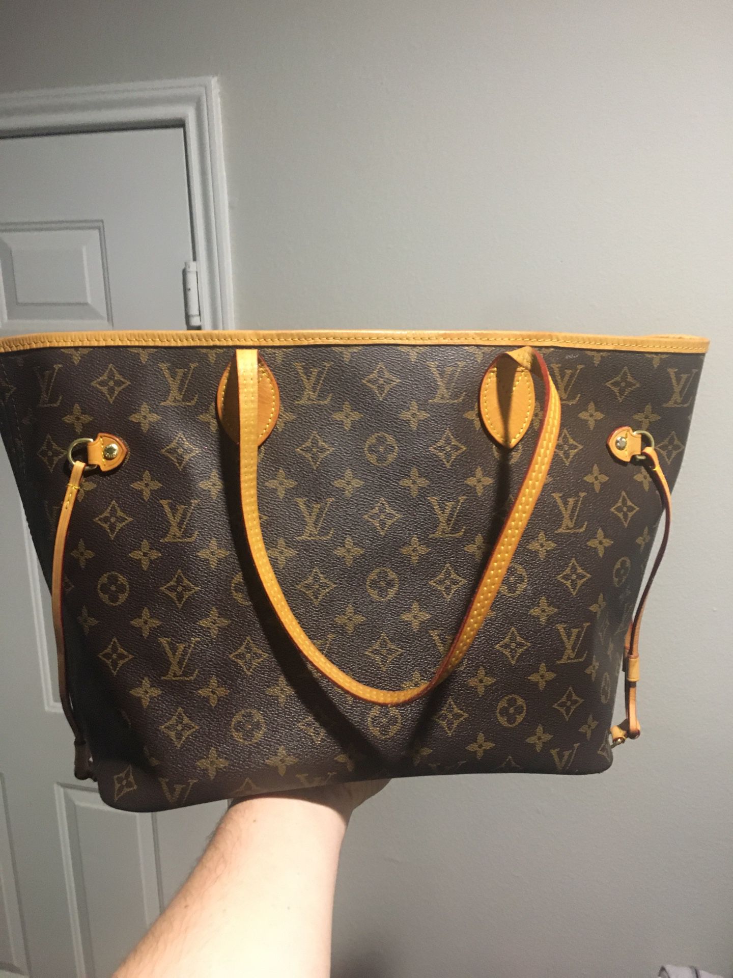 Authentic Louis Vuitton Bag *Motivated To Sell*