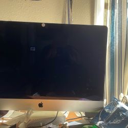 Apple 27” 32 Gig 2013
