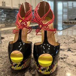Christian Louboutin: Size Size 7 /37