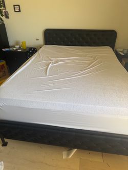 Bed frame + mattress + mattress protector + topper