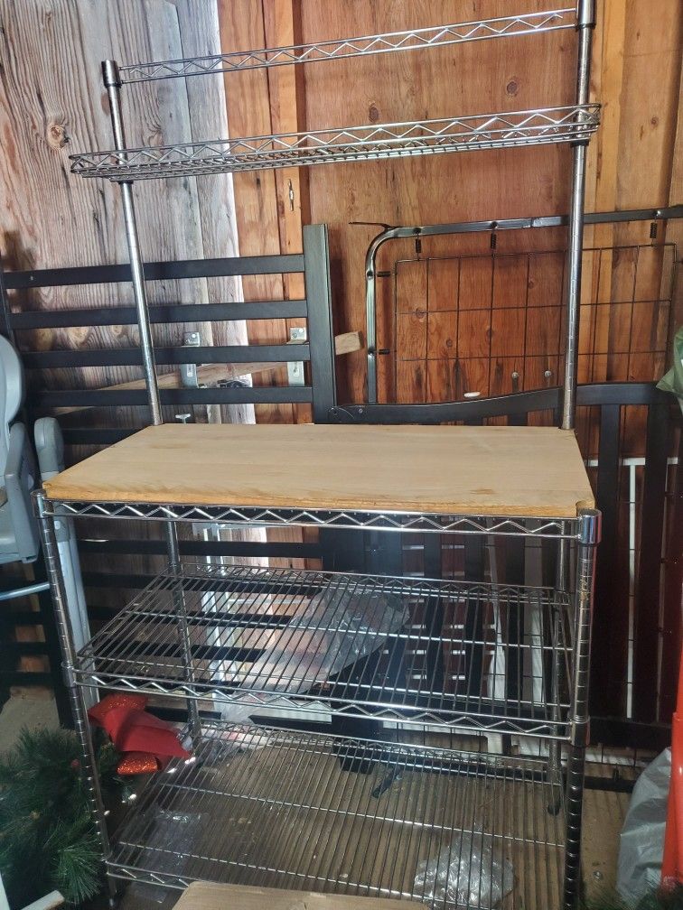 Stainless Steel Bakers Rack w/ Cutting Board