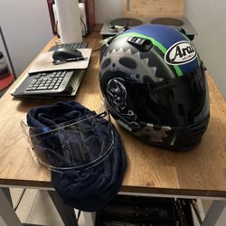 Arai Motorcycle Helmet Large