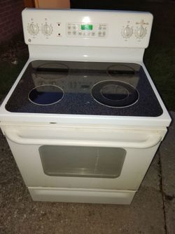 Electric glass top stove