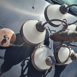 Lámpara de Techo Vintage (5 Luces) – Estilo Rústico / Bronce – ¡Excelente Estado!