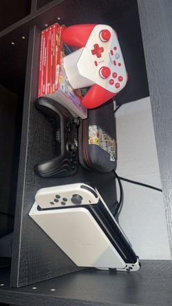 Nintendo Switch OLED Bundle