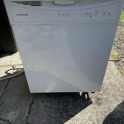 Frigidaire Dishwasher