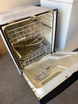 Working dishwasher