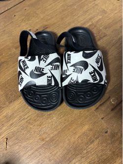 Toddler Nike Sandles