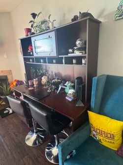 Work desk
