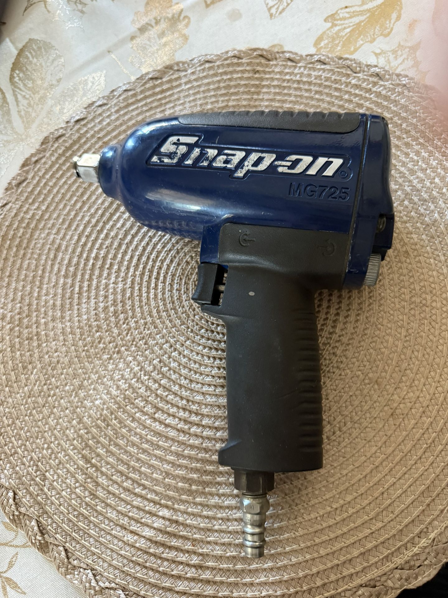 Snap On Tools MG725AMB 1/2"dr Power Blue Heavy-Duty Air Impact Wrench w/Boot