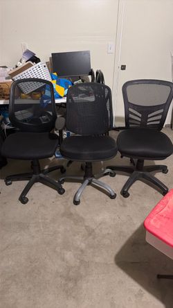 Rolling chairs:)