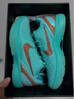 Kobe 6 Liberty 🗽 Size 10.5