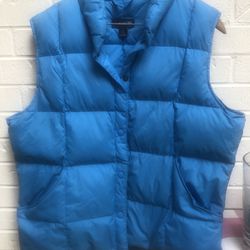 Lands End Women’s Preowned Light Blue Puffer Vest Size L